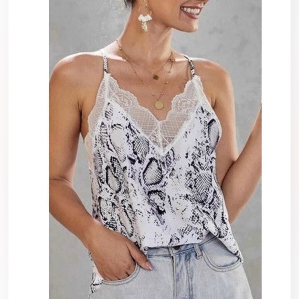 Boutique Women's Scalloped Lace Snake Print V-Neck Cami,Tank Top,Size S - Picture 8 of 8